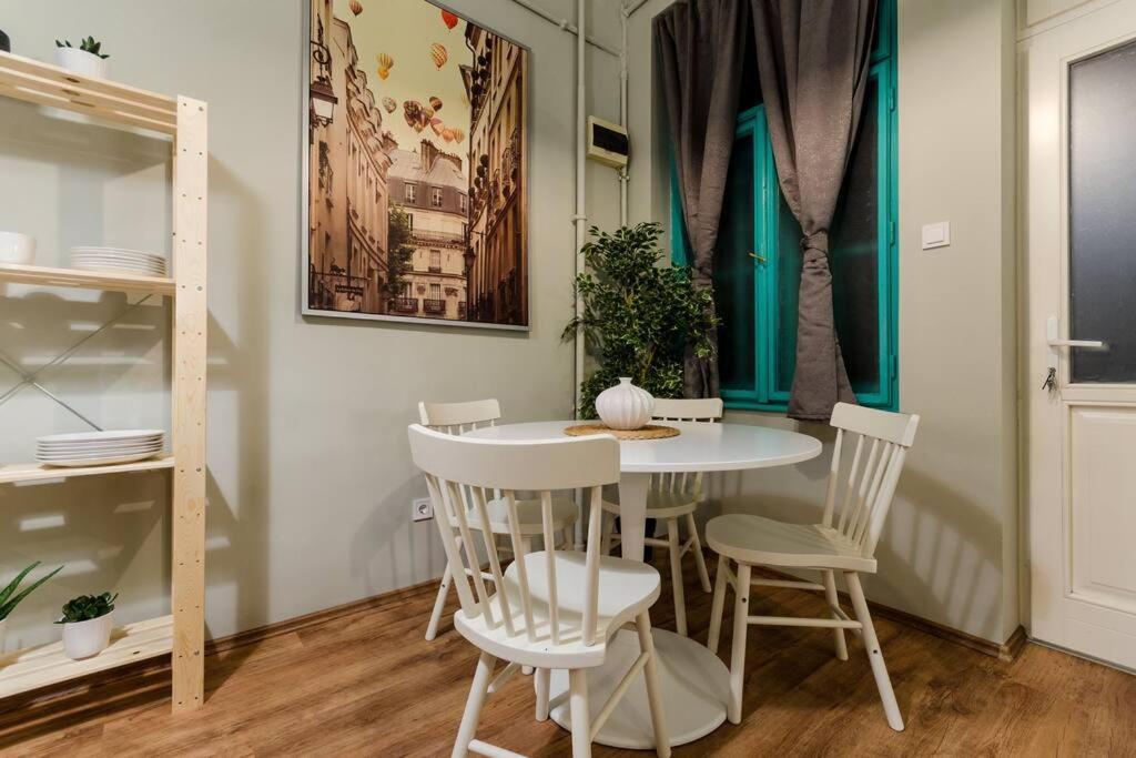 Cosy Apartment In Party District K30 부다페스트 외부 사진